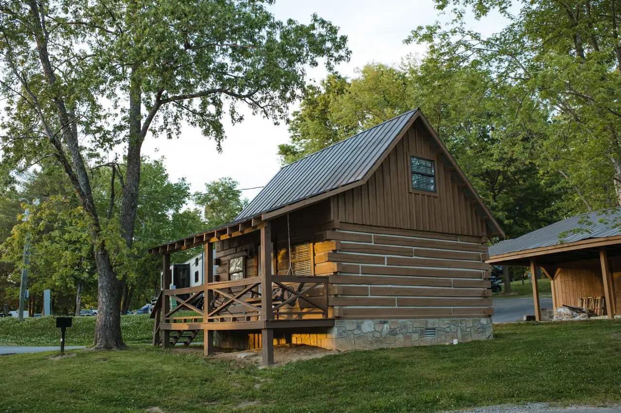 How to Extend Your Weekend into a Slow Travel RV Escape in the Smokies